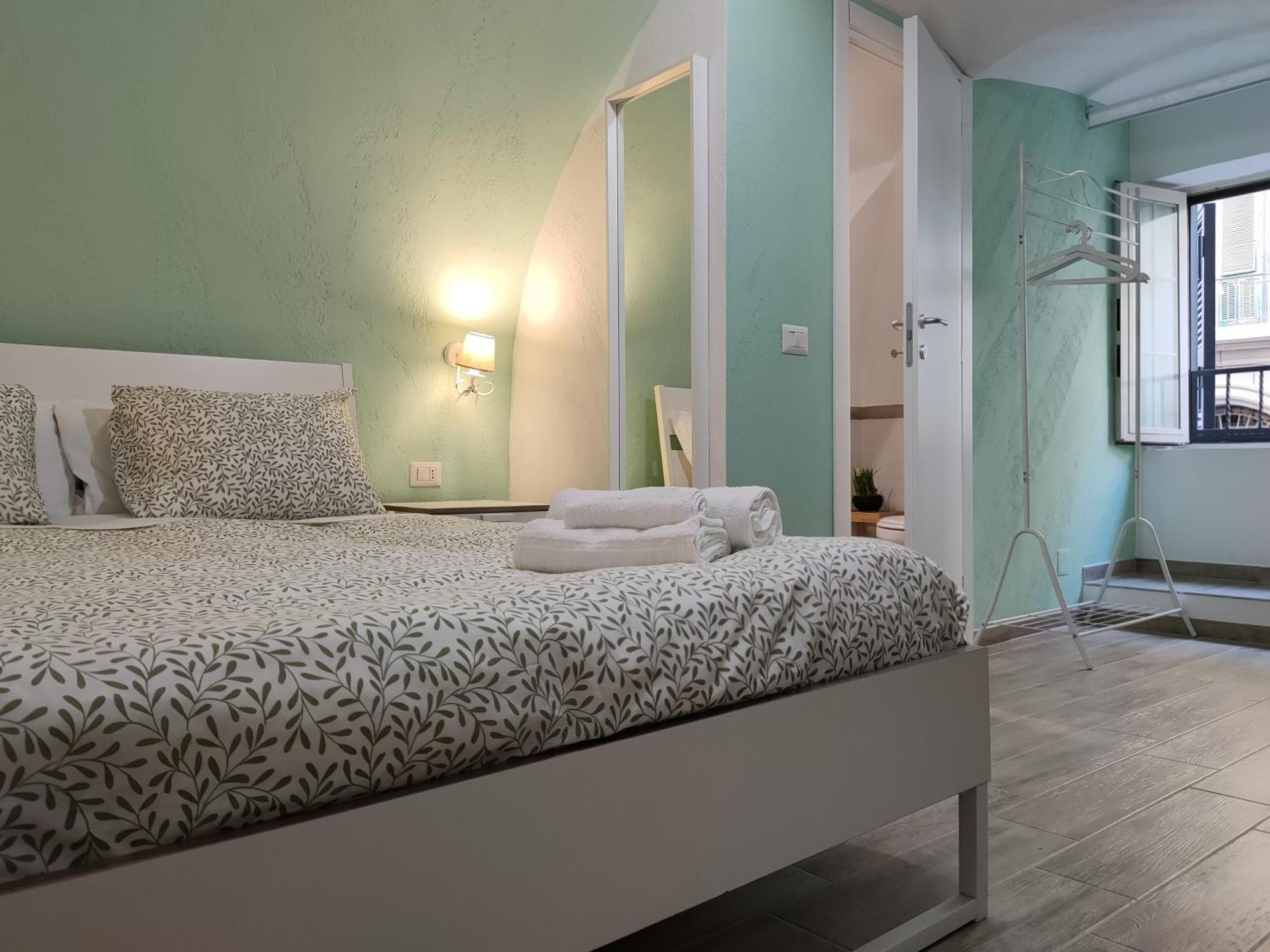 Апартаменты Alessia House Неаполь Экстерьер фото