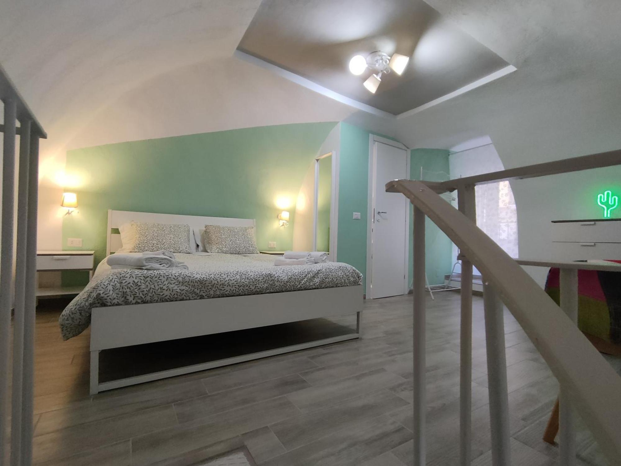 Апартаменты Alessia House Неаполь Экстерьер фото
